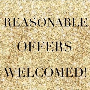 ✨MAKE ME AN OFFER✨